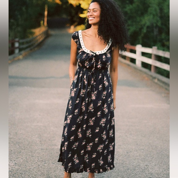 NWT Kelly dress night bouquet. Size small - Picture 1 of 5